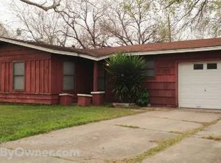 2804 Cardinal St, Victoria, TX 77901
