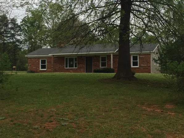 245 Crabtree Ln, Bassett, VA 24055