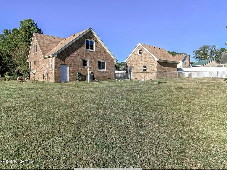 126 Currituck Sound Dr — Photo 2