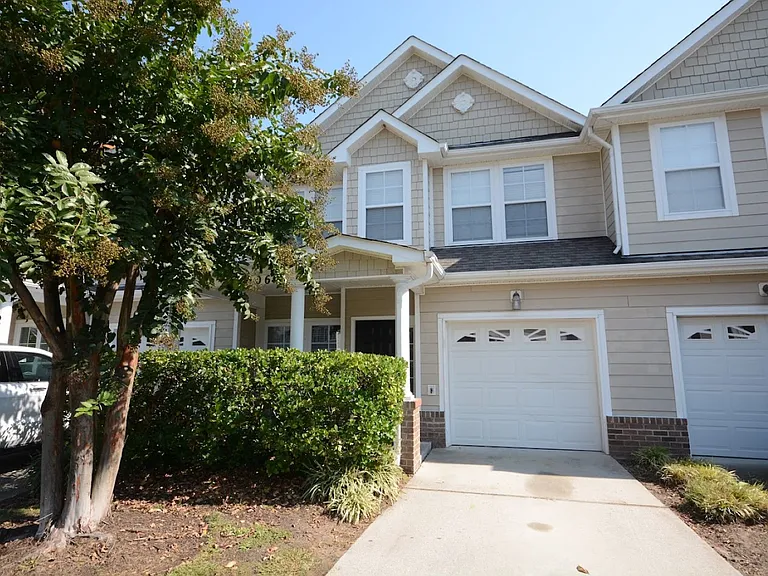 5062 Glen Canyon Dr — Photo 2