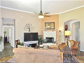 3rd image of 2820 Yandall Dr