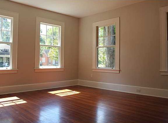 4th image of 1727 Saint Charles Ave