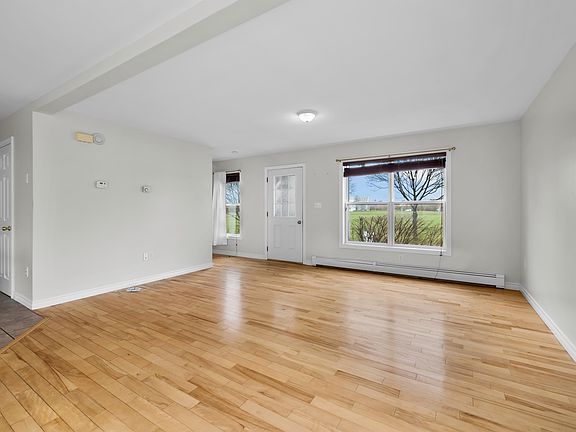 5th image of 1 Deblois St