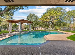 130 High Oaks Dr, Lewisville, TX 75077