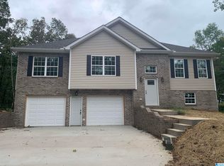 60 Chestnut Cir, Warrior, AL 35180