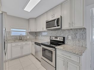 1650 NE 33rd St, Pompano Beach, FL 33064