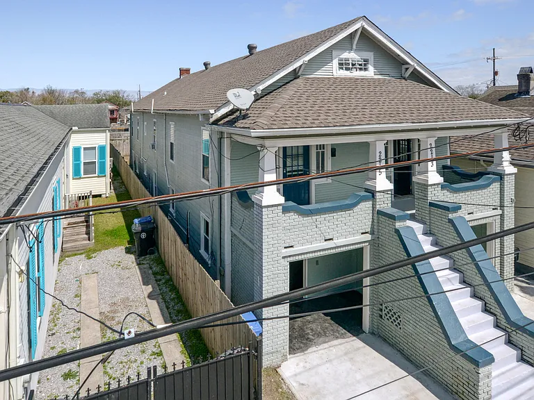 2215 Onzaga St #A — Photo 8