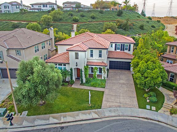 2nd image of 26953 Boulder Crest Dr