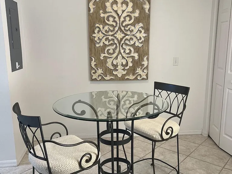 8921 Lake Dr #304 — Photo 17