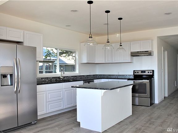 4th image of 3020 Kindred Ave