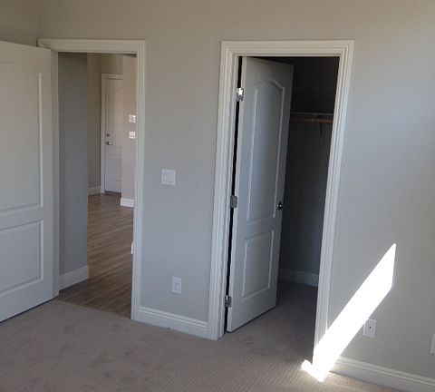2nd image of 7895 Saber Tooth St