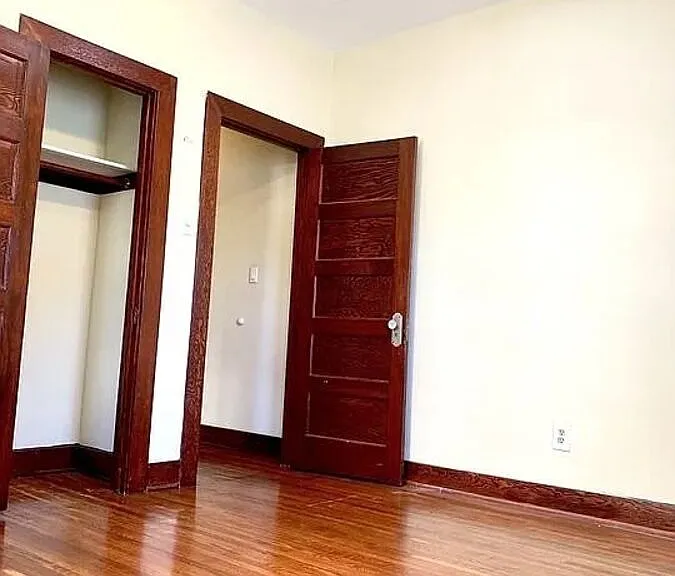 1431 N Las Palmas Ave — Photo 5