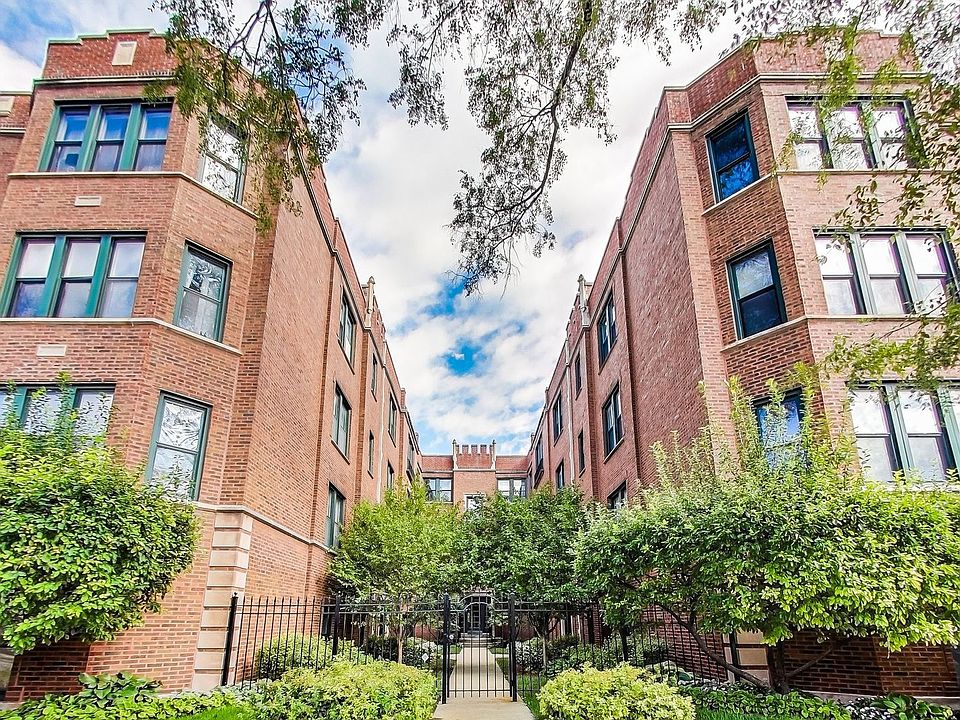 1st image of 3130 W Carmen Ave #1