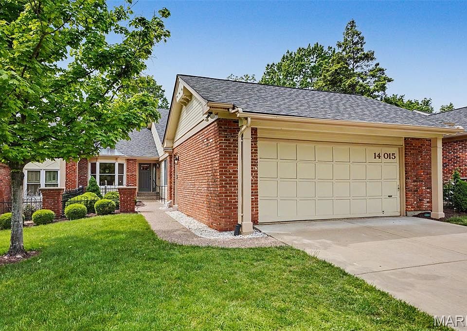 14015 Baywood Villages Dr, Chesterfield, MO 63017 | Zillow