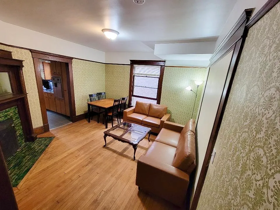 710 S Main St — Photo 4