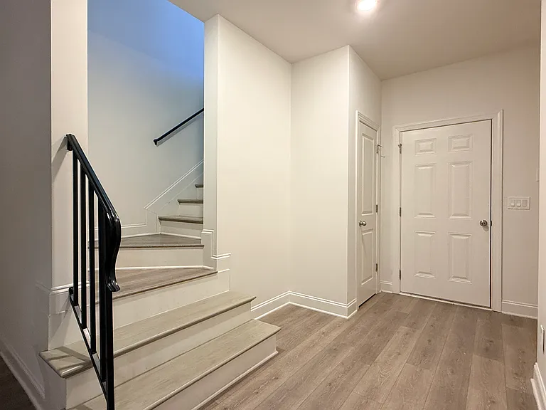 227 Nash St — Photo 19