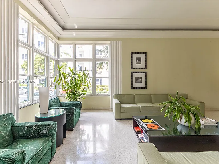 2421 Lake Pancoast Dr #3B — Photo 25