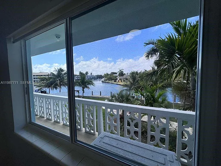 455 Golden Isles Dr #203 — Photo 20