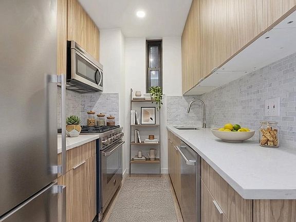 2nd image of 138 E 38th St APT 12G