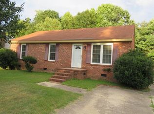 304 Robinson Dr, Roanoke Rapids, NC 27870