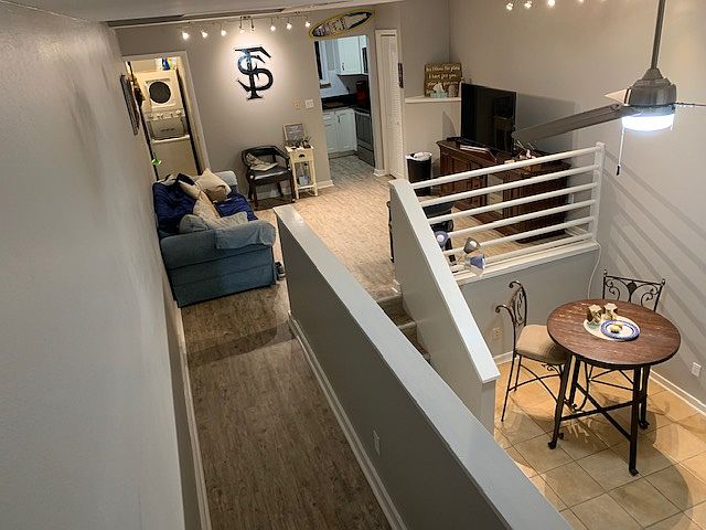 1st image of 815 W Pensacola St APT 4