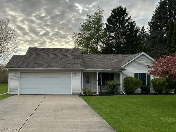 6825 W Forest Dr N, Conneaut, OH 44030