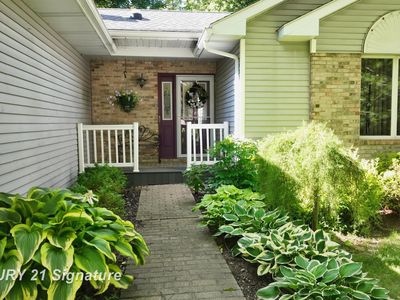 217 Dutch Mill Dr, Flushing, MI, 48433