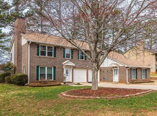 1951 Hunters Ridge Dr, Lawrenceville, GA 30044