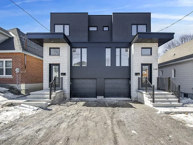 550 Kirkwood Ave — Photo 1