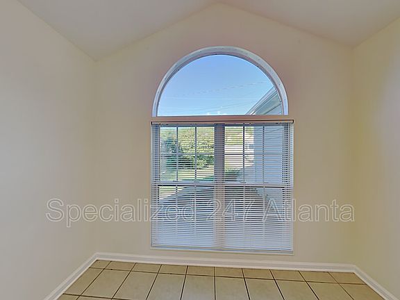 5th image of 8028 Fieldstone Ct
