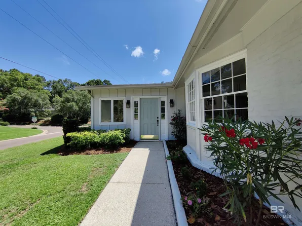 601 Bon Secour Ave, Fairhope, AL 36532