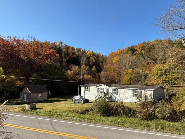 1650 Okey L Patteson Rd, Scarbro, WV 25917