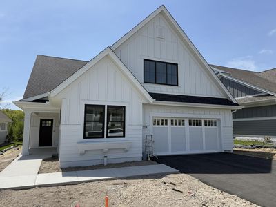 9204 Mills Dr, Chanhassen, MN, 55317