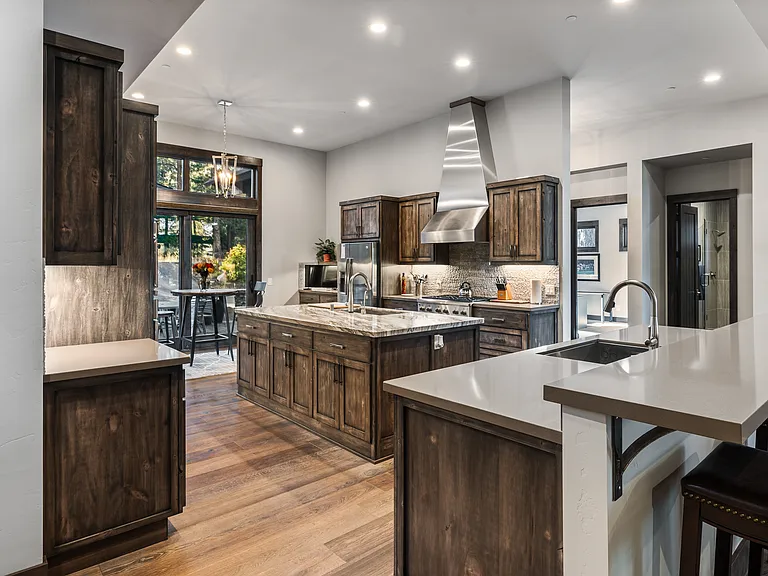 9265 Heartwood Dr — Photo 17