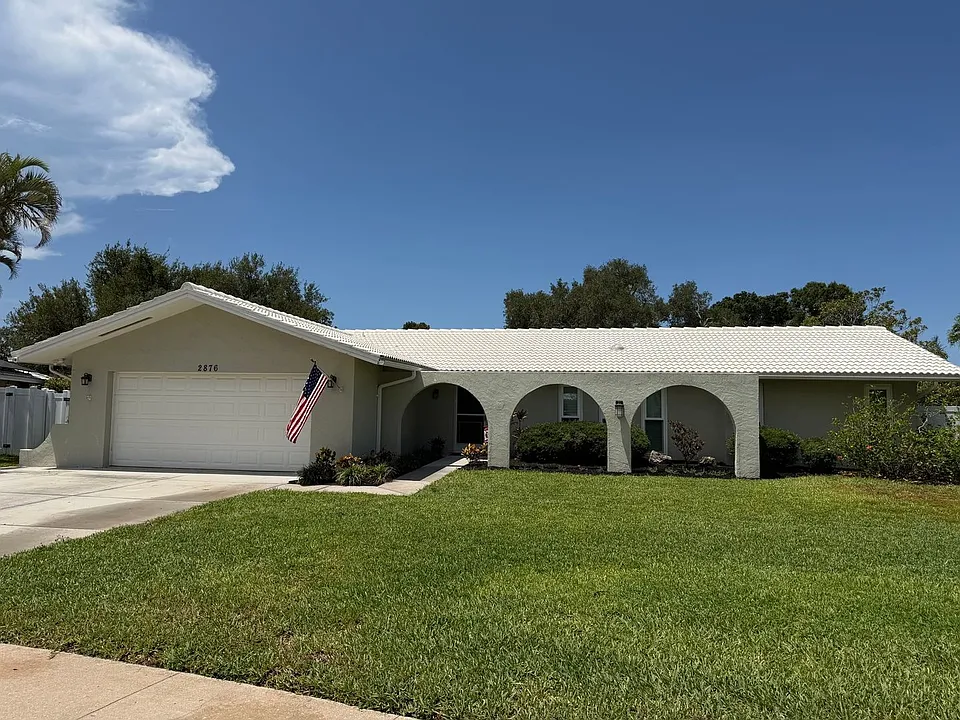 2876 Captiva Dr