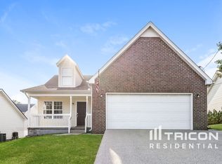 3063 Ace Wintermeyer Dr, La Vergne, TN 37086