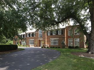 9945 Old Chatham Rd, Saint Louis, MO 63124