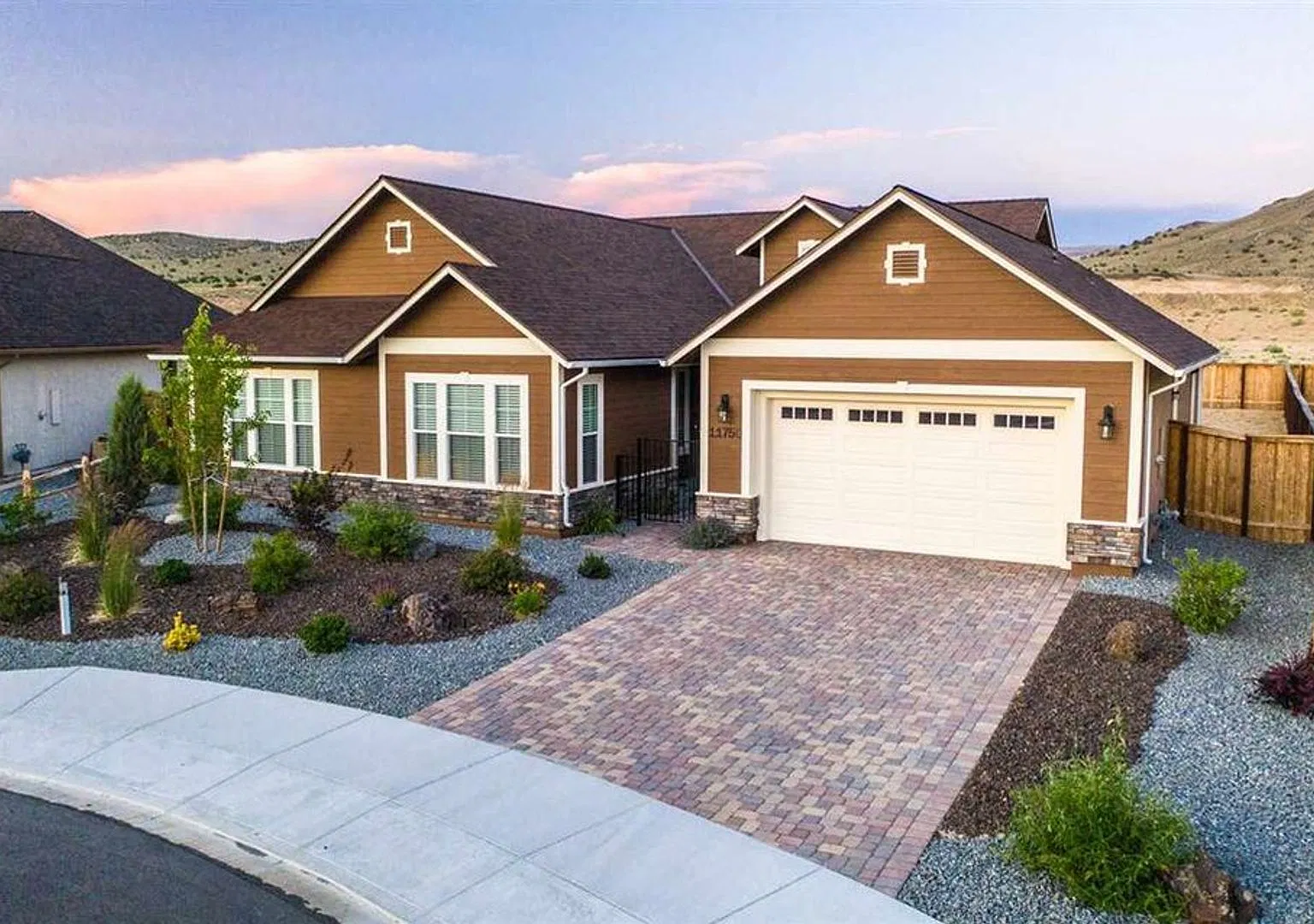 Beautiful Shadow Ridge Home in Spanish Springs! — Photo 1
