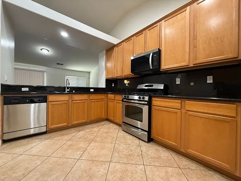 13616 Scafell Pike St — Photo 4