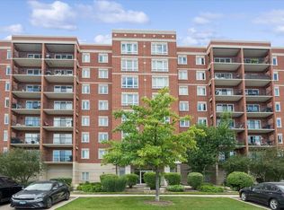 5555 N Cumberland Ave Unit 710, Chicago, IL 60656