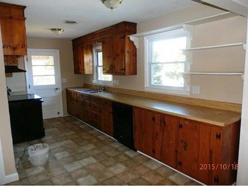 4th image of 412 Merriwood Dr