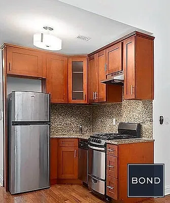 Rented by Bond New York | media 36