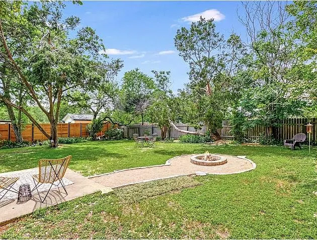 7104 Lunar Dr — Photo 17
