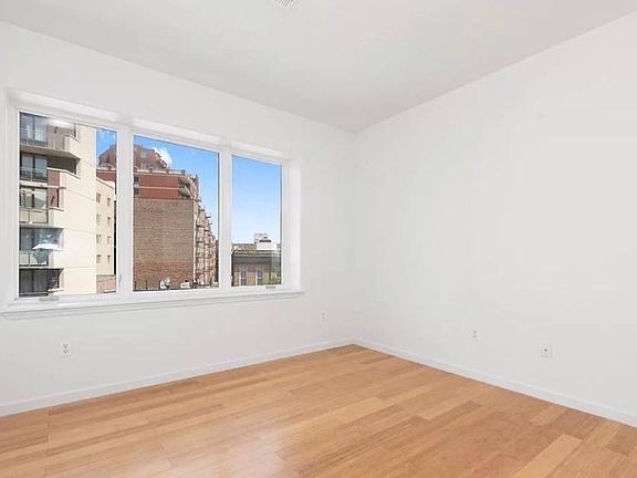 3rd image of 380 Neptune Ave #3