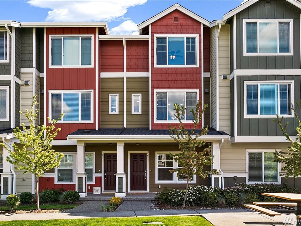 1st image of 13516 44th Ct SE Unit 2