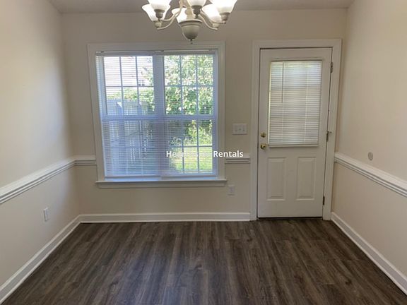 4th image of 3904B Palmer Dr