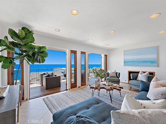 4th image of 150 Cleo St APT 2