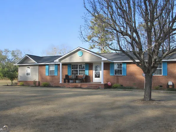 202 McBride St, Mount Vernon, GA 30445