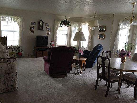 Lots of natural light 