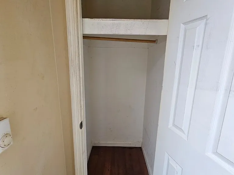 51 N Clinton St #5 — Photo 6